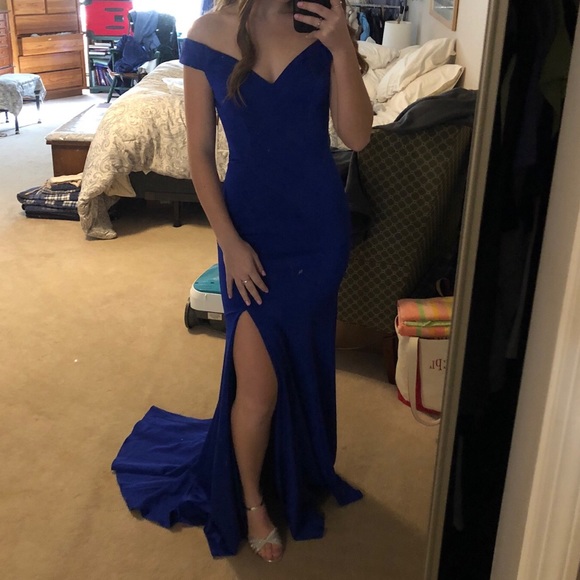 Prom dress!! - Picture 1 of 4